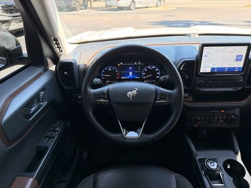 Certified 2022 Ford Bronco Sport Outer Banks w/ Tech Package AWD/4WD image 16