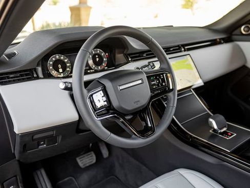 Certified 2026 Land Rover Range Rover Evoque S AWD/4WD image 16