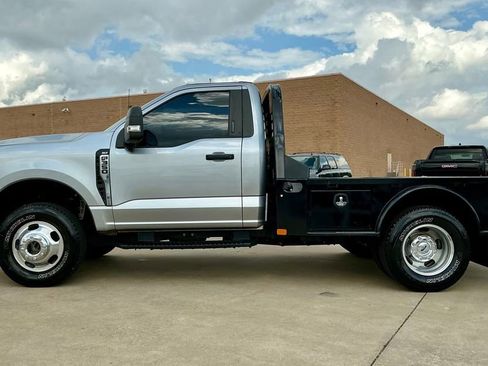 Used 2023 Ford F350 XLT w/ 360-Degree Camera Package image 5