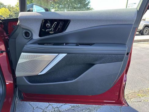 New 2025 Cadillac Optiq Sport 1 image 8