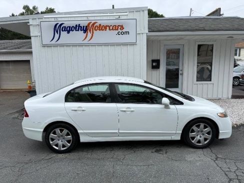 Used 2009 Honda Civic LX image 2