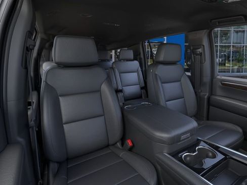 New 2026 Chevrolet Suburban LT AWD/4WD image 16