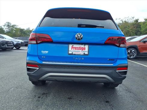 Certified 2022 Volkswagen Taos SE image 5