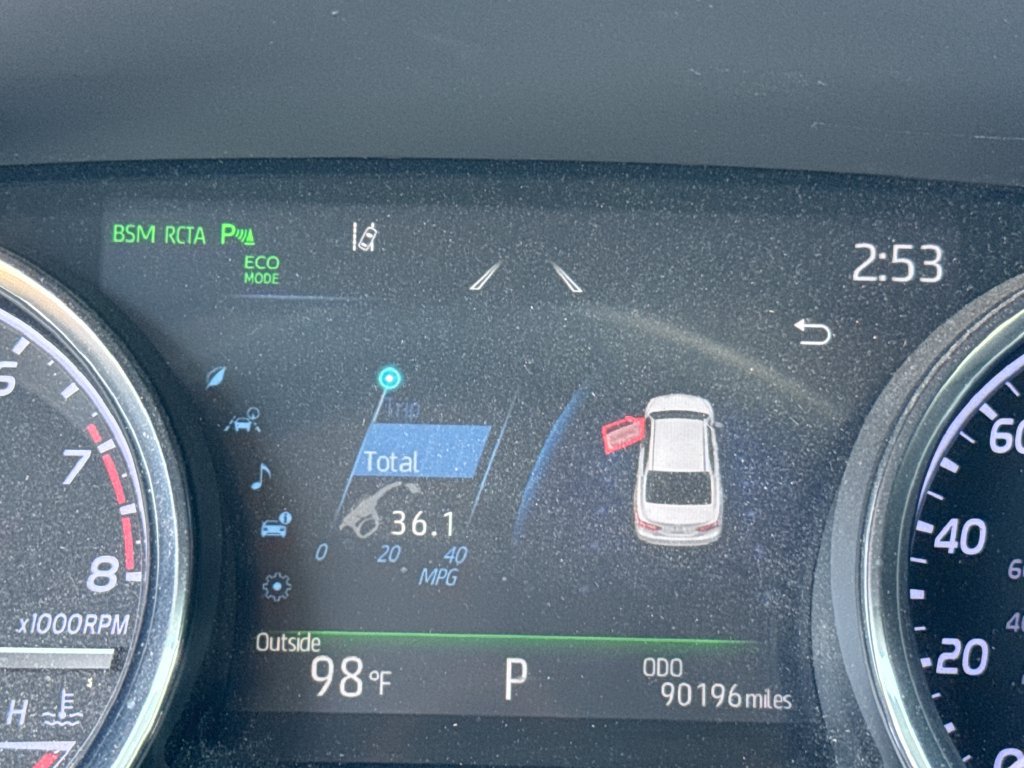 Used 2019 Toyota Camry XLE w/ Driver Assist Package FWD image 18