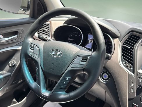 Used 2017 Hyundai Santa Fe Sport w/ 2.4L Tech Package 04 AWD/4WD image 22