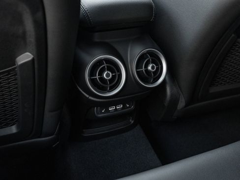 New 2024 Alfa Romeo Stelvio Veloce image 45