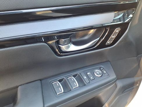 Used 2025 Honda CR-V Sport Touring image 12