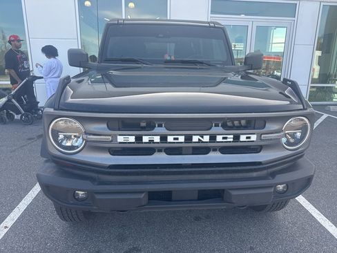 Used 2024 Ford Bronco Big Bend image 2