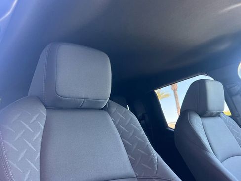 Used 2025 Toyota Tacoma SR5 w/ SR5 Upgrade Package image 20