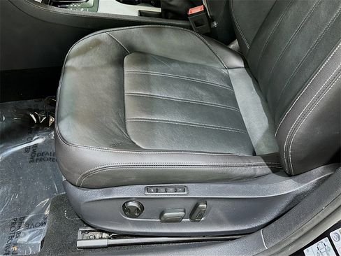 Used 2020 Volkswagen Passat 2.0T SEL image 20