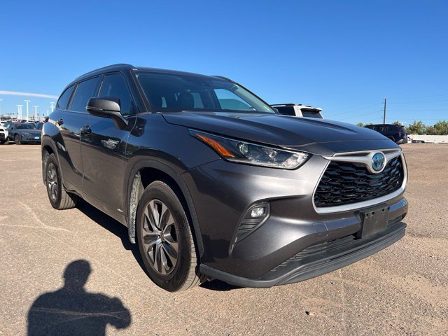 Used 2021 Toyota Highlander XLE AWD/4WD image 7