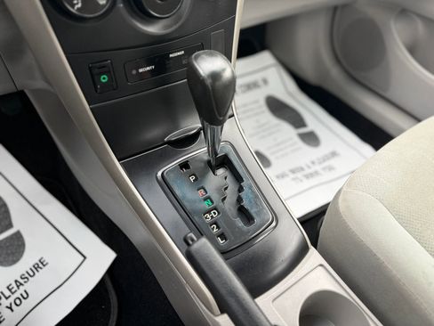 Used 2013 Toyota Corolla L image 22