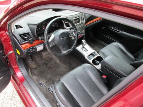 Used 2012 Subaru Legacy 3.6R Limited image 2