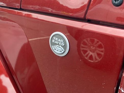 Used 2009 Jeep Wrangler Sahara w/ Dual Top Group image 4