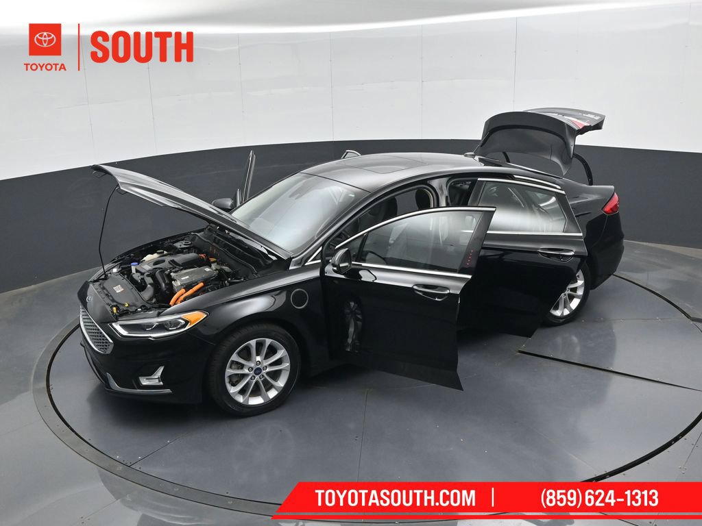 Used 2020 Ford Fusion Energi Titanium FWD image 55