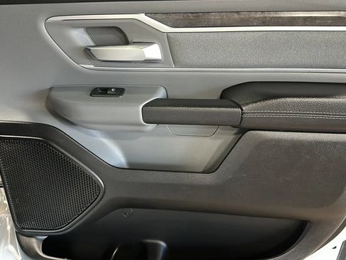 Used 2020 RAM 1500 Big Horn AWD/4WD image 15