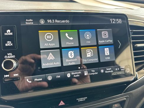 Used 2025 Honda Ridgeline Sport image 25