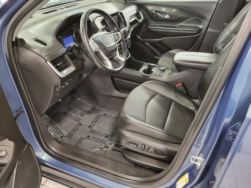 Used 2024 GMC Terrain SLT image 10