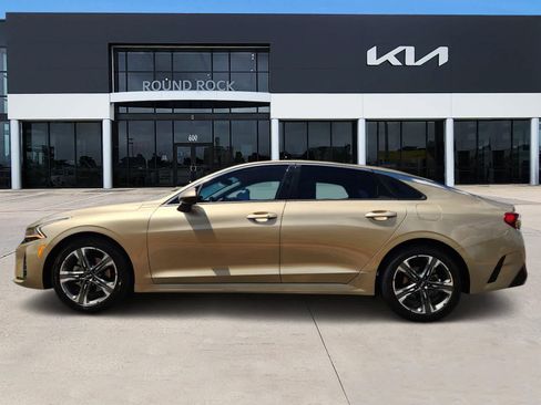 Used 2021 Kia K5 EX image 4