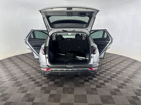 Used 2022 Hyundai Tucson SEL FWD image 18