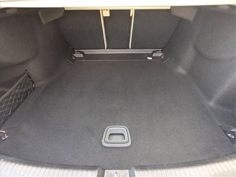 Used 2025 Mercedes-Benz C 300 Sedan image 6