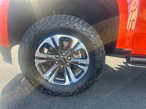 Used 2022 Chevrolet Colorado Z71 w/ Trail Boss Package image 10