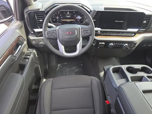 New 2026 GMC Sierra 1500 SLE AWD/4WD image 3