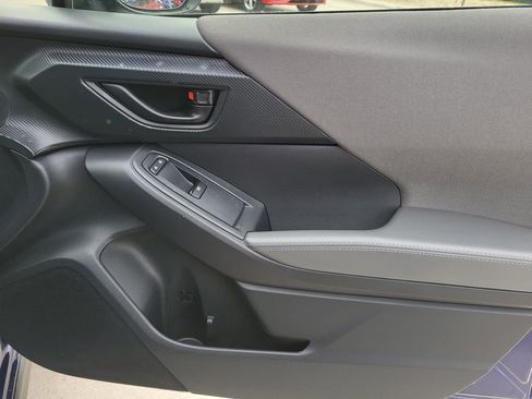 Certified 2025 Subaru Crosstrek 2.0i Premium image 6