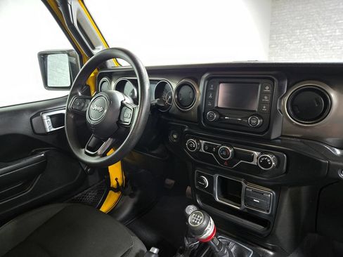 Used 2019 Jeep Wrangler Sport AWD/4WD image 48