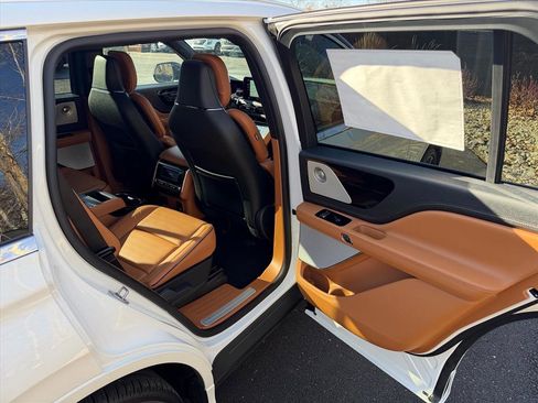 New 2026 Lincoln Aviator Black Label image 14