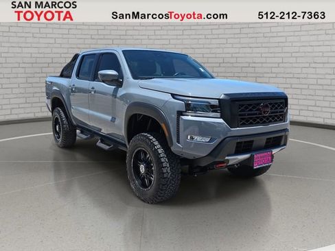 Used 2023 Nissan Frontier Pro-X w/ Pro-X Premium Package RWD image 3