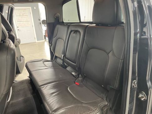 Used 2015 Nissan Frontier PRO-4X AWD/4WD image 13