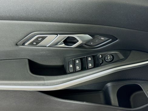 Used 2019 BMW 330i Sedan image 24