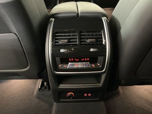 Certified 2024 BMW X5 xDrive40i w/ Premium Package image 28