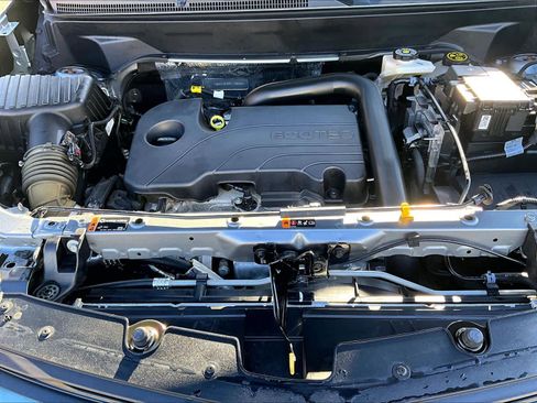Used 2023 Chevrolet Equinox LS w/ LS Convenience Package image 28