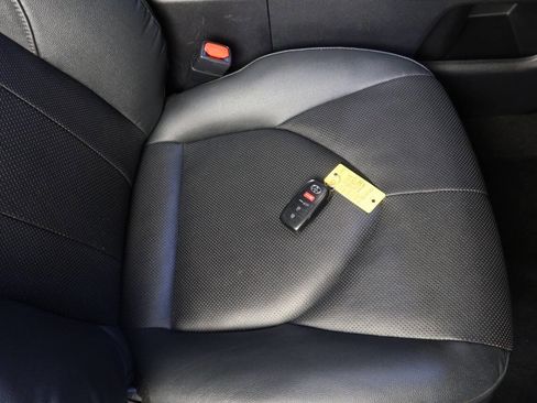 Used 2024 Toyota Grand Highlander FWD image 27