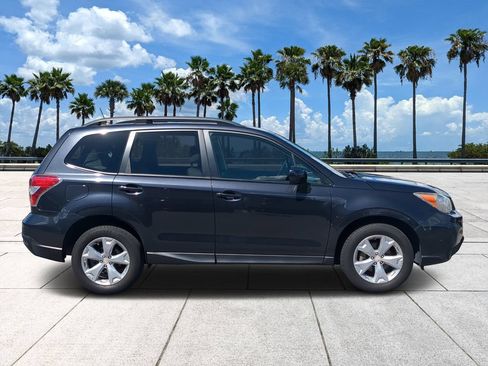 Used 2015 Subaru Forester 2.5i Premium AWD/4WD image 3