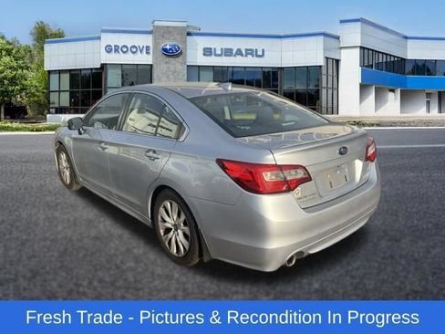 Used 2017 Subaru Legacy 2.5i Premium AWD/4WD image 3