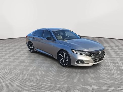 Used 2022 Honda Accord Sport image 2