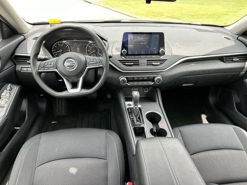 Certified 2022 Nissan Altima 2.5 SV FWD image 23