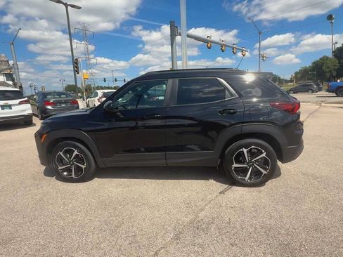Used 2023 Chevrolet TrailBlazer RS FWD image 5