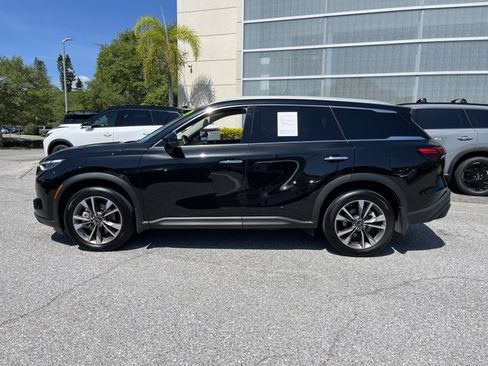 Certified 2025 INFINITI QX60 Luxe w/ Cargo Package AWD/4WD image 6