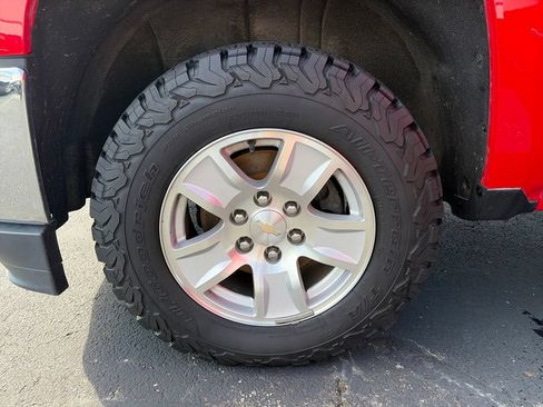 Used 2018 Chevrolet Silverado 1500 LT AWD/4WD image 22