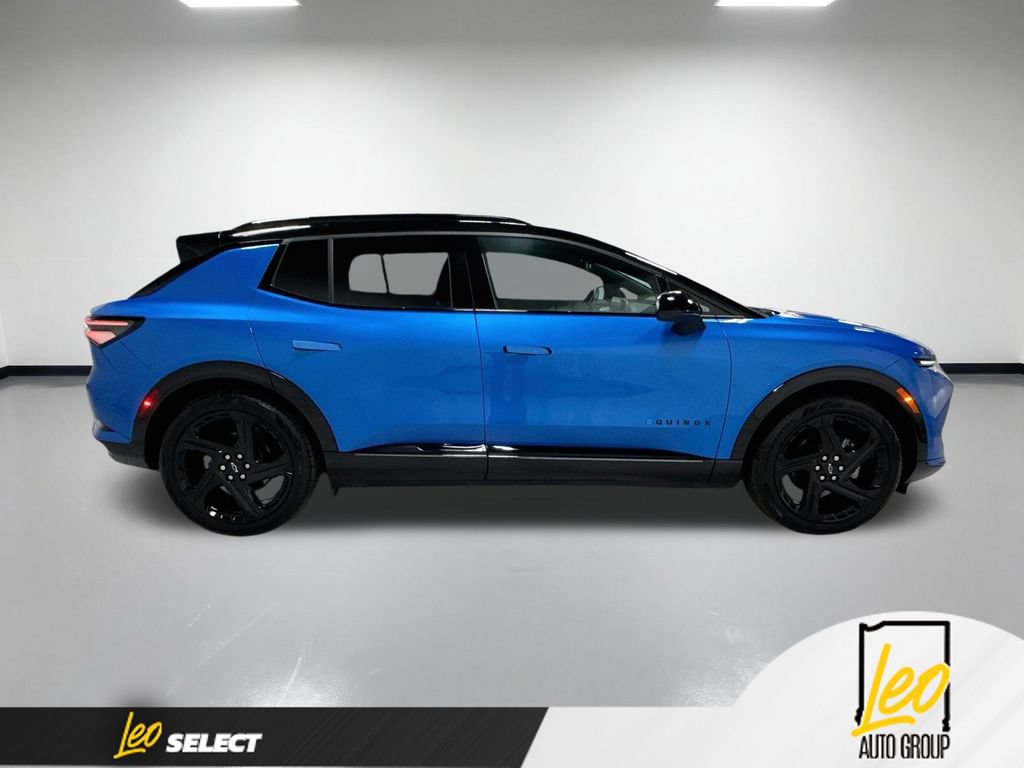 Used 2026 Chevrolet Equinox EV RS w/ Convenience Package II FWD image 5