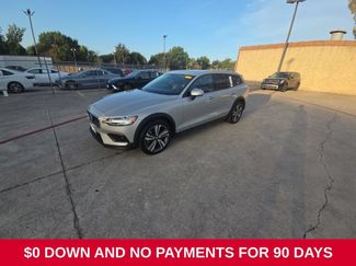 Used 2025 Volvo V60 B5 Cross Country Plus AWD/4WD video 1