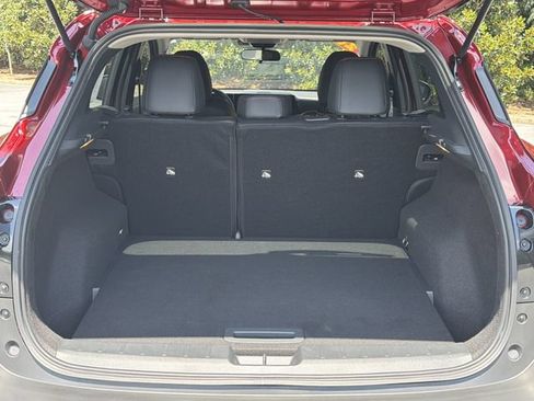 Certified 2025 Nissan Kicks SR FWD image 17