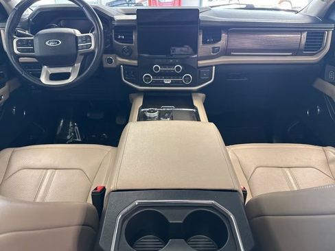 Used 2023 Ford Expedition Max Limited image 35