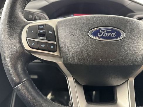 Used 2023 Ford Explorer XLT w/ Equipment Group 202A AWD/4WD image 12