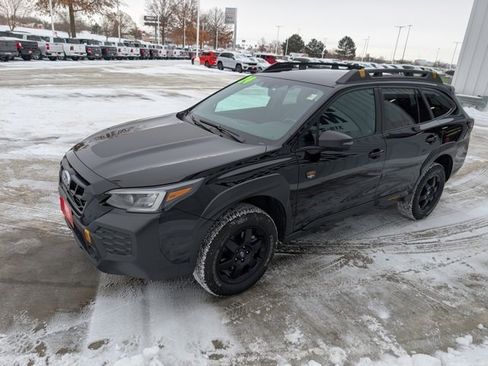 Used 2024 Subaru Outback Wilderness image 34