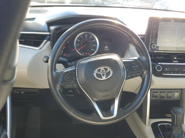Used 2022 Toyota Corolla Cross LE FWD image 12